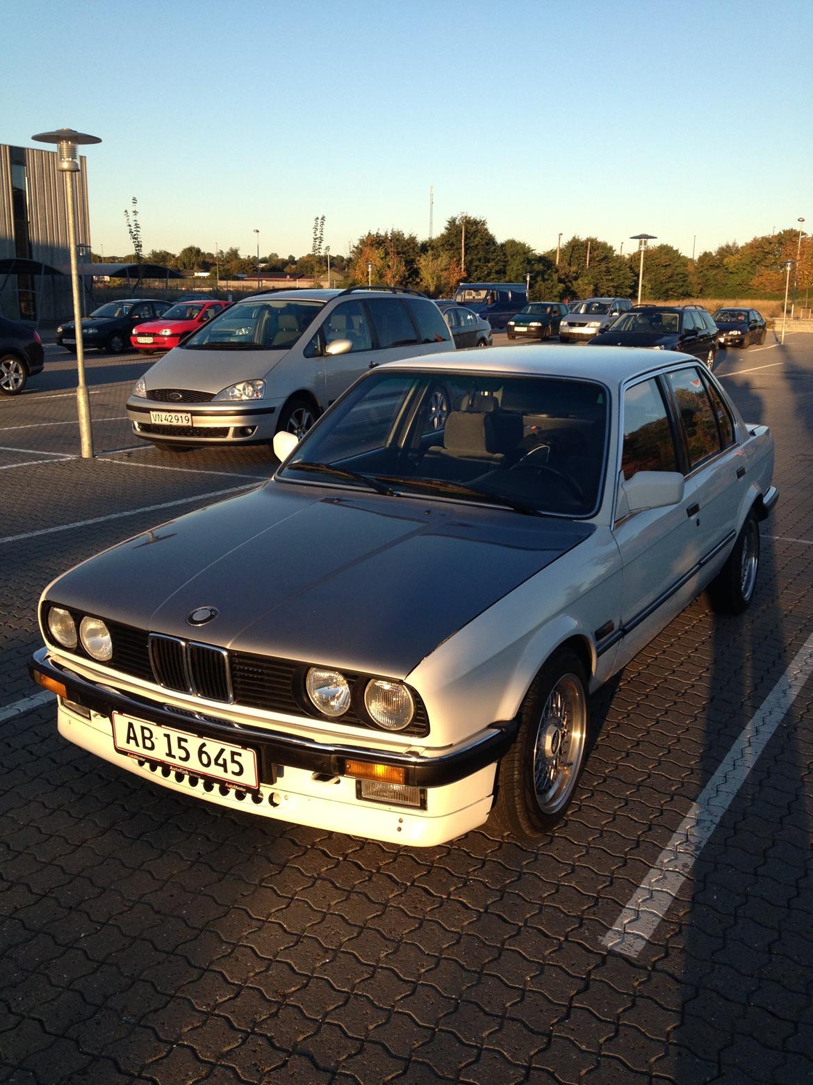 BMW E30 320I billede 12