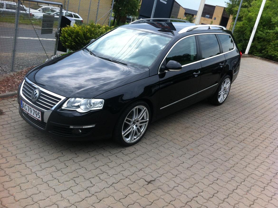 VW Passat 2,0 TDI HIGHLINE Solgt billede 2