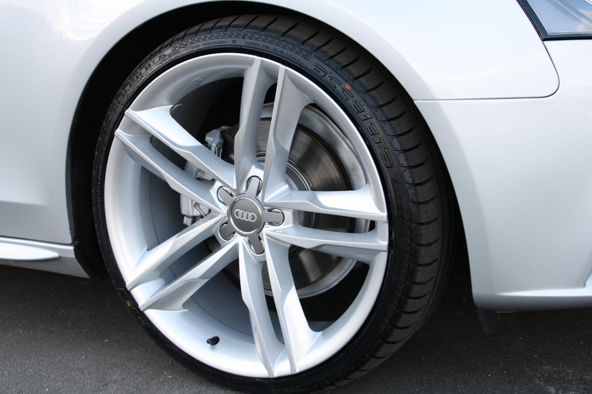 Audi A4 B8 2,0 TDI SOLGT billede 3