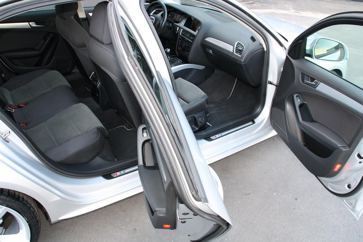 Audi A4 B8 2,0 TDI SOLGT billede 9