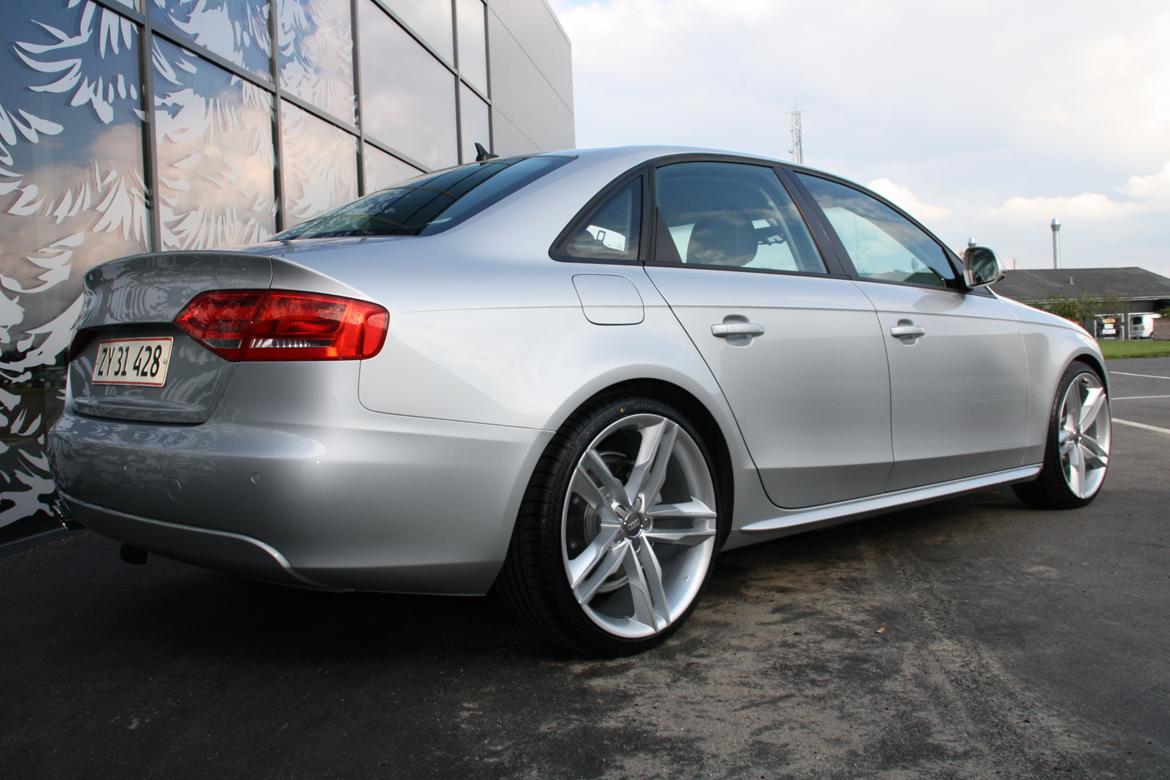 Audi A4 B8 2,0 TDI SOLGT billede 16