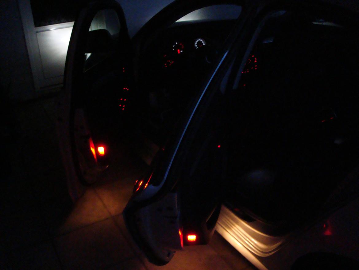 Audi A4 B8 2,0 TDI SOLGT billede 22