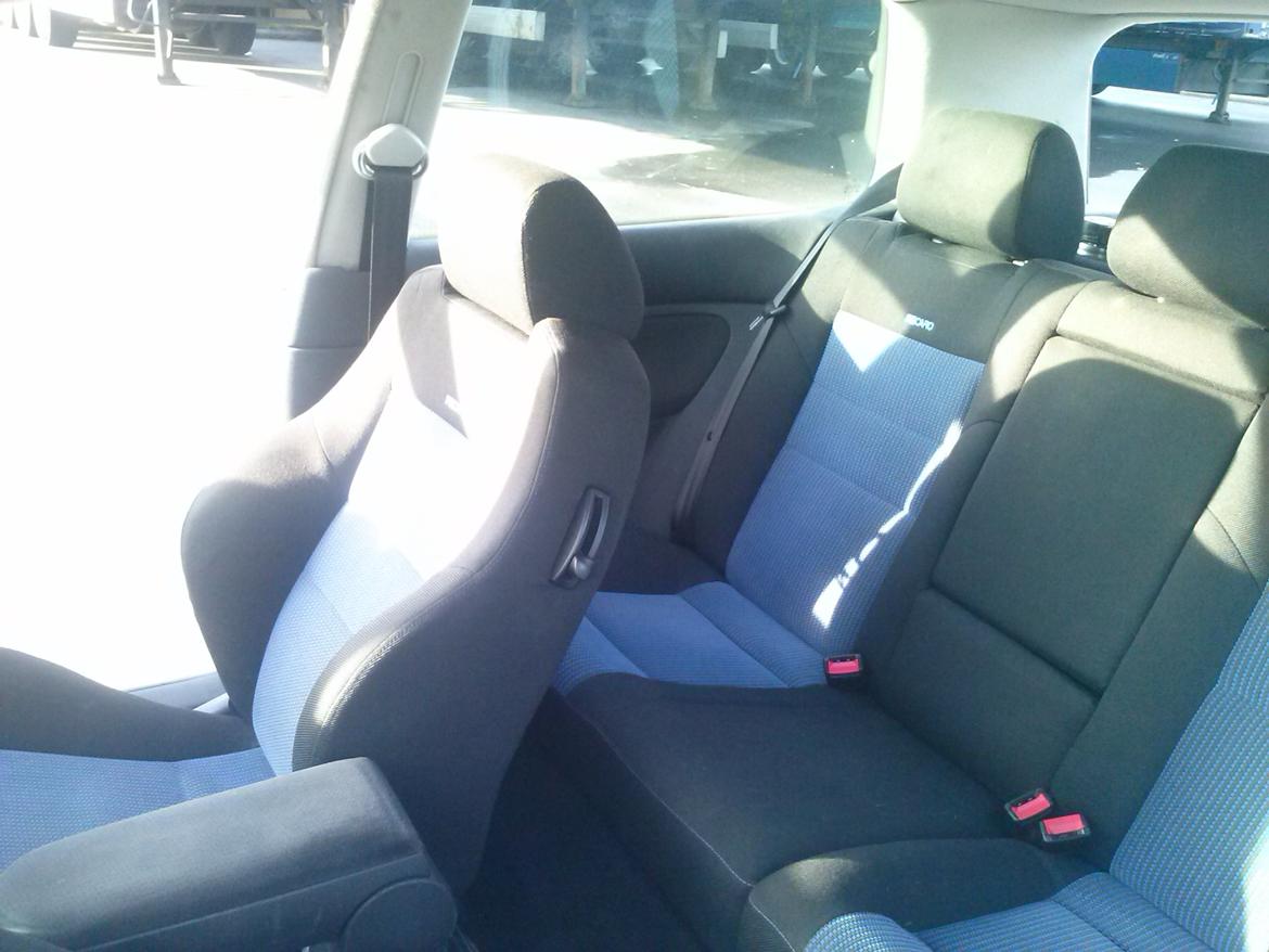 VW GOLF IV billede 4