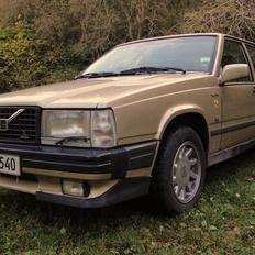 Volvo 740 GLT 16V - Grand Luxe Touring