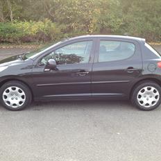 Peugeot 207 1.6 HDI S16