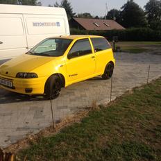 Fiat punto 176