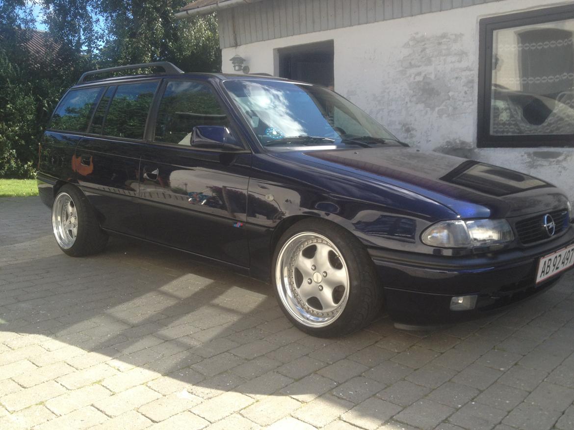 Opel Astra F Caravan billede 1