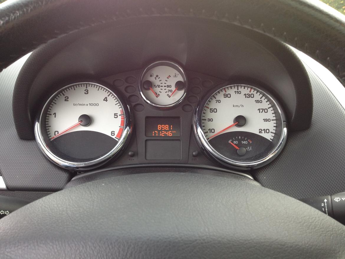 Peugeot 207 1.6 HDI S16 billede 14