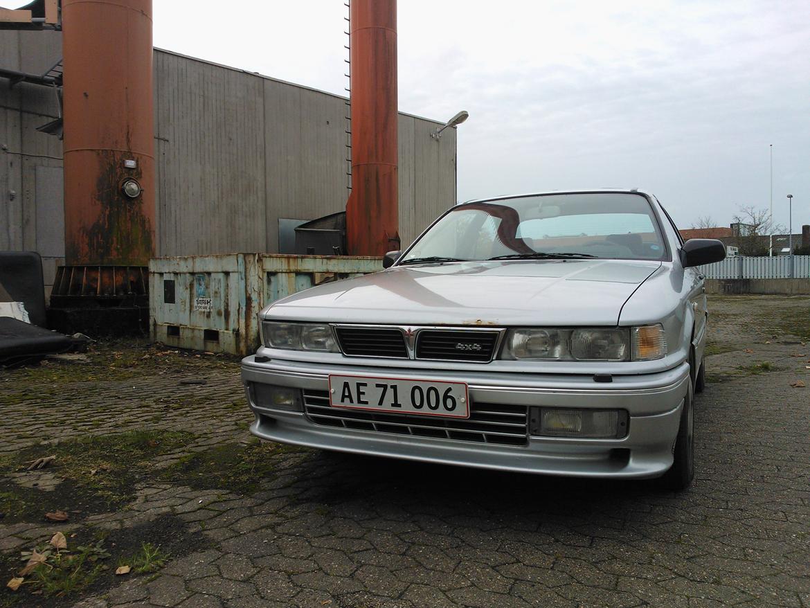 Mitsubishi Galant 2.0 GTi Dynamic-4 billede 1