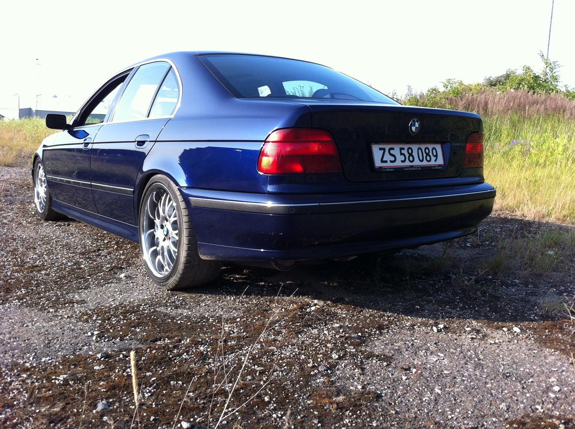BMW e39 528ia solgt billede 3