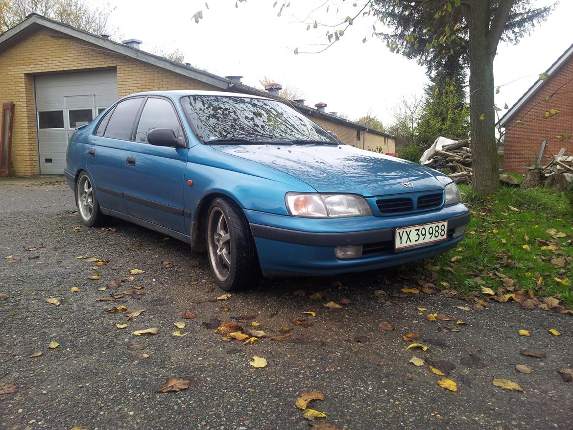 Toyota carina e billede 4