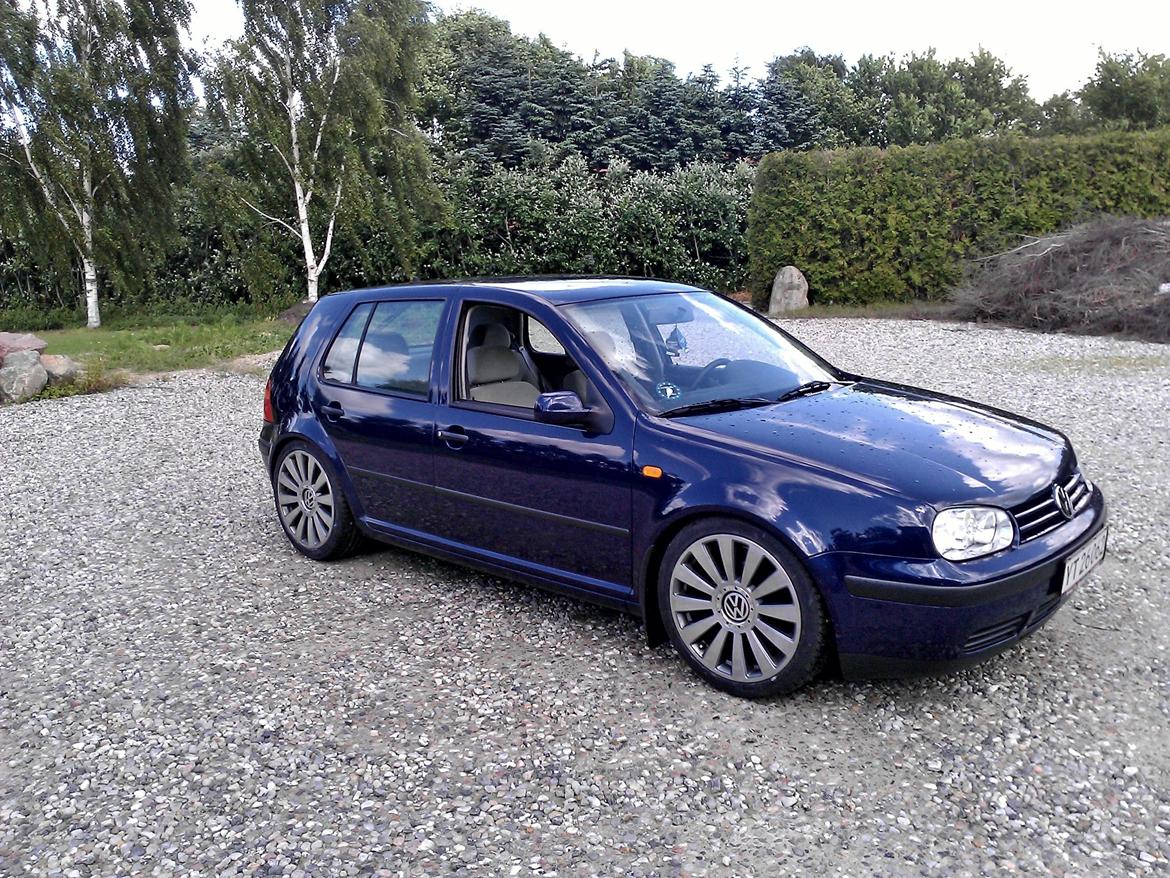 VW Golf 4 billede 1