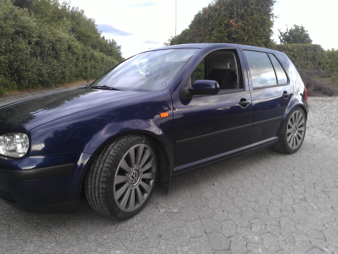 VW Golf 4 billede 2