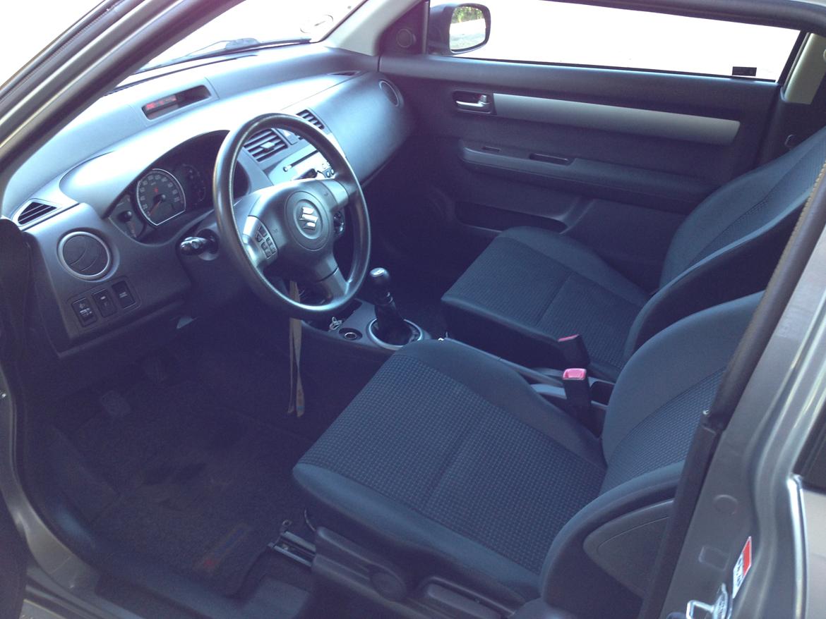 Suzuki Swift 1,5 VVT billede 14