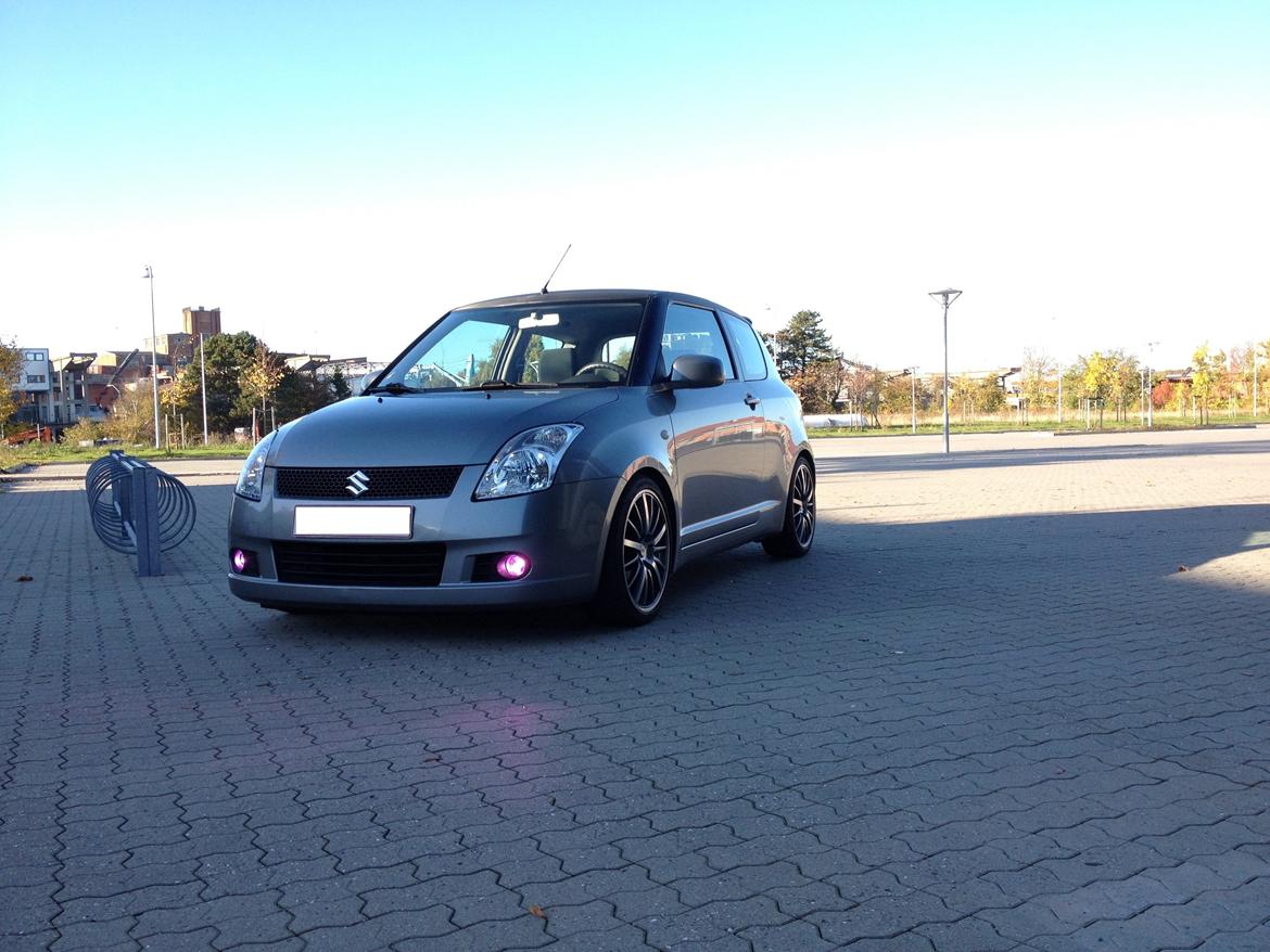 Suzuki Swift 1,5 VVT billede 1