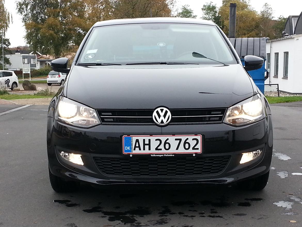 VW Polo - Smuk front med tågelygter. billede 1