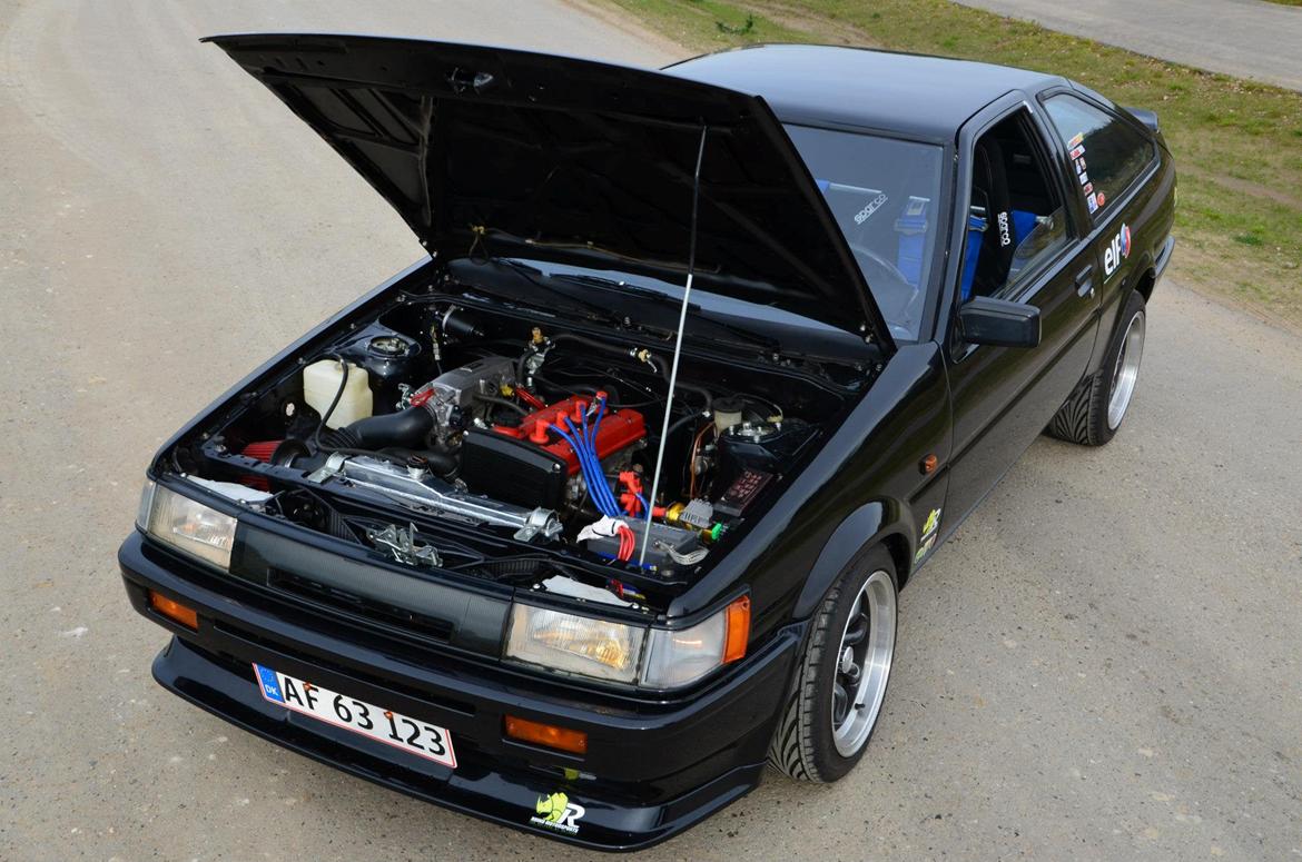 Toyota Ae86 levin Corolla billede 6