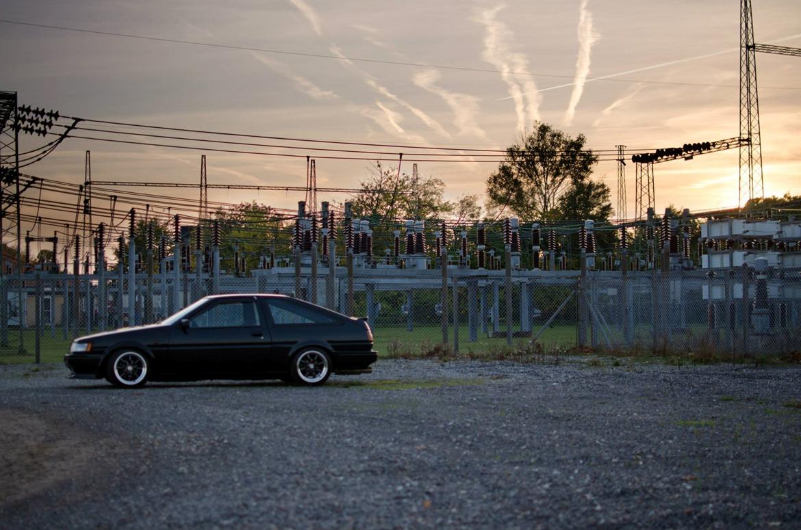 Toyota Ae86 levin Corolla billede 2