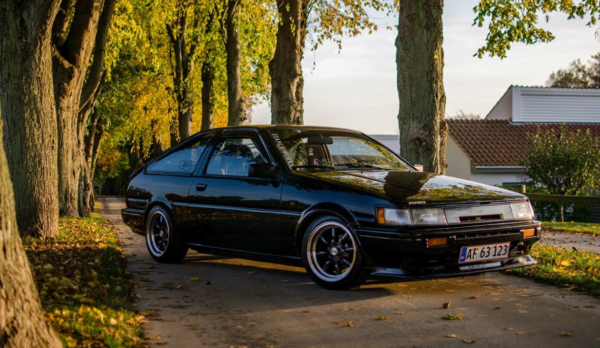 Toyota Ae86 levin Corolla billede 1