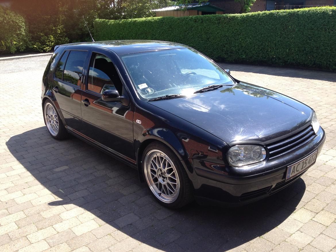 VW Golf IV 1,8 20V SOLGT billede 1
