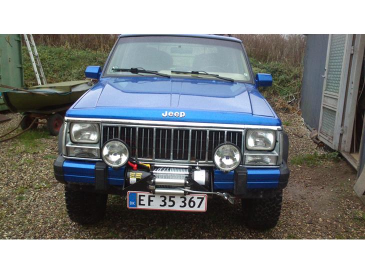 {{currentPhoto.altText}} billede {{currentPhoto.number}}