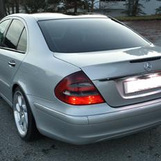 Mercedes Benz w211 220cdi solgt