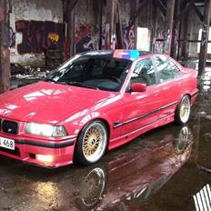 BMW E36 320