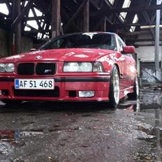 BMW E36 320