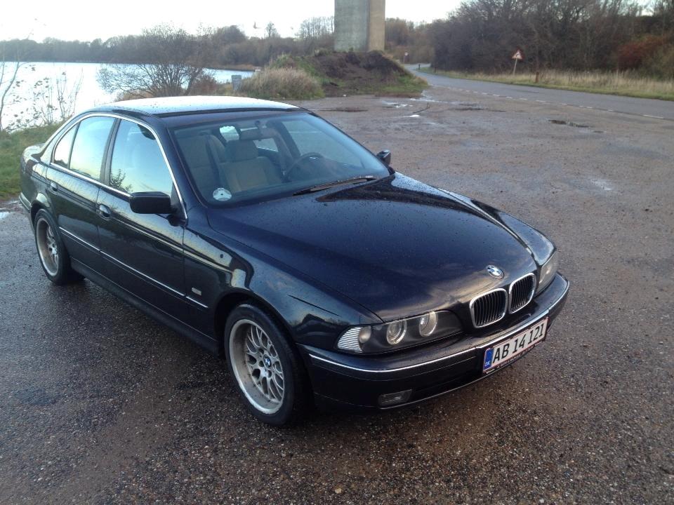 BMW E39: SOLGT billede 2
