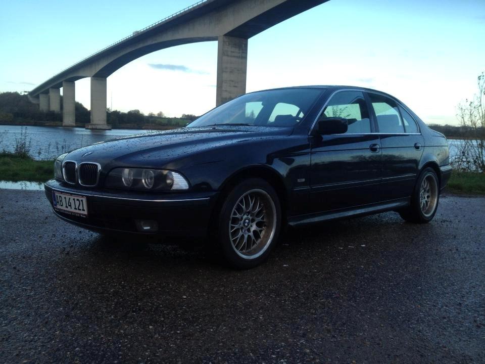 BMW E39: SOLGT billede 8