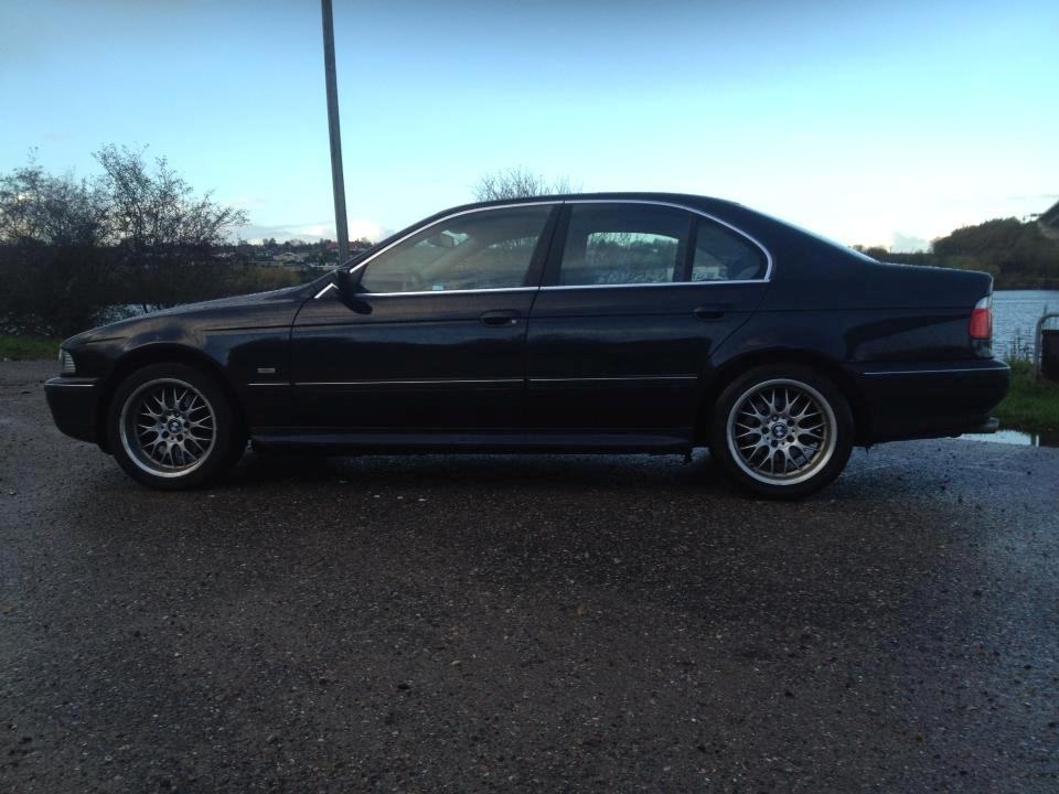 BMW E39: SOLGT billede 9