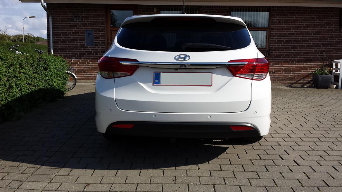 Hyundai I40 1,7 CRDI 136 premium "MANDAGSBILEN" - kun et emblem tilbage og uden nummerpladeramme :) billede 3