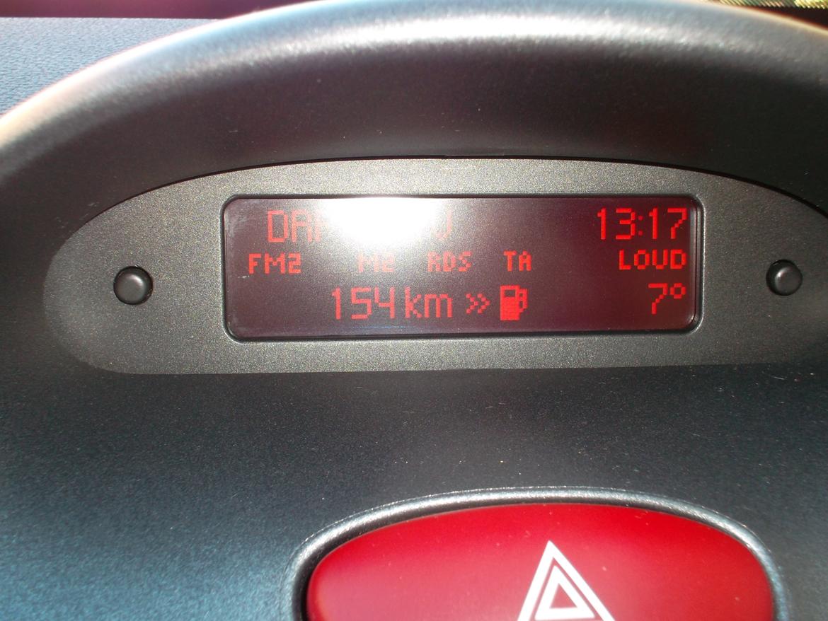 Peugeot 206 1,6 S 16 SW     Totalskadet billede 13