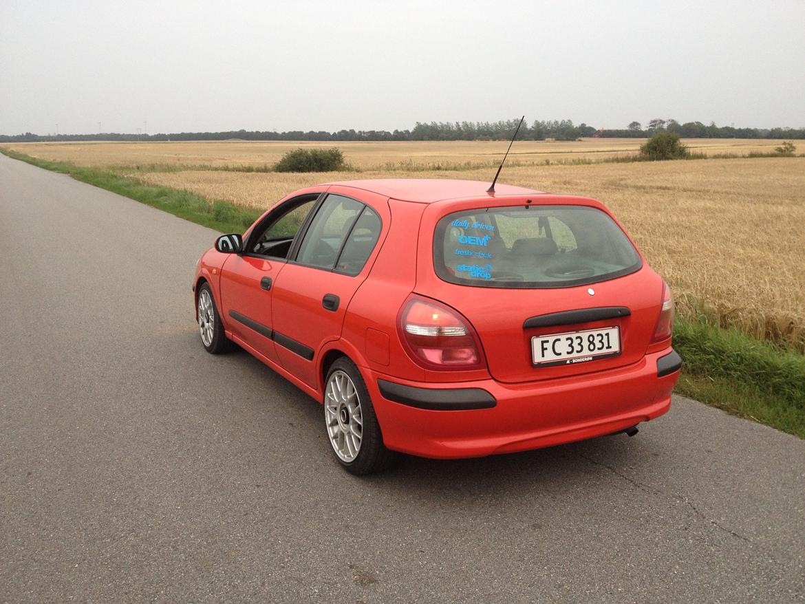 Nissan almera billede 4