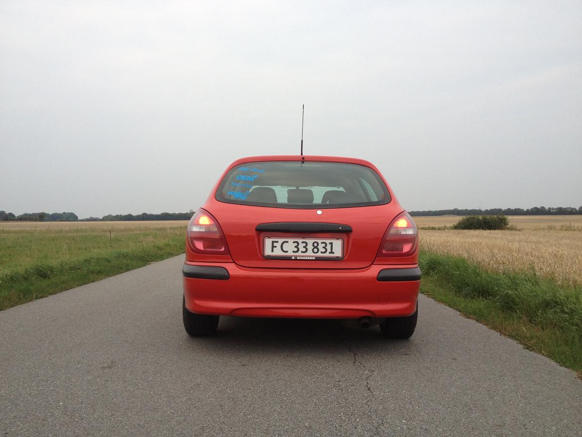 Nissan almera billede 2