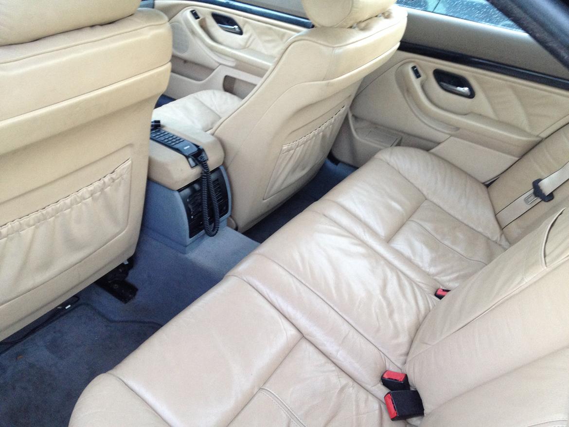 BMW E39: SOLGT billede 19