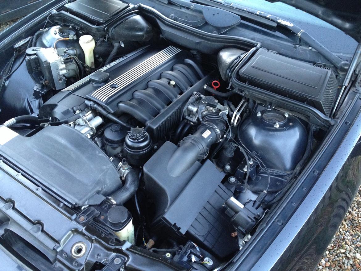 BMW E39: SOLGT billede 22