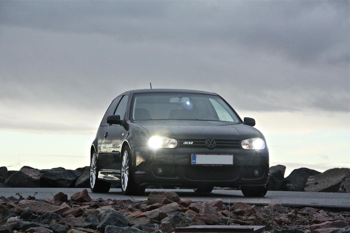 VW Golf 4 R32 (Tilsalg) billede 1