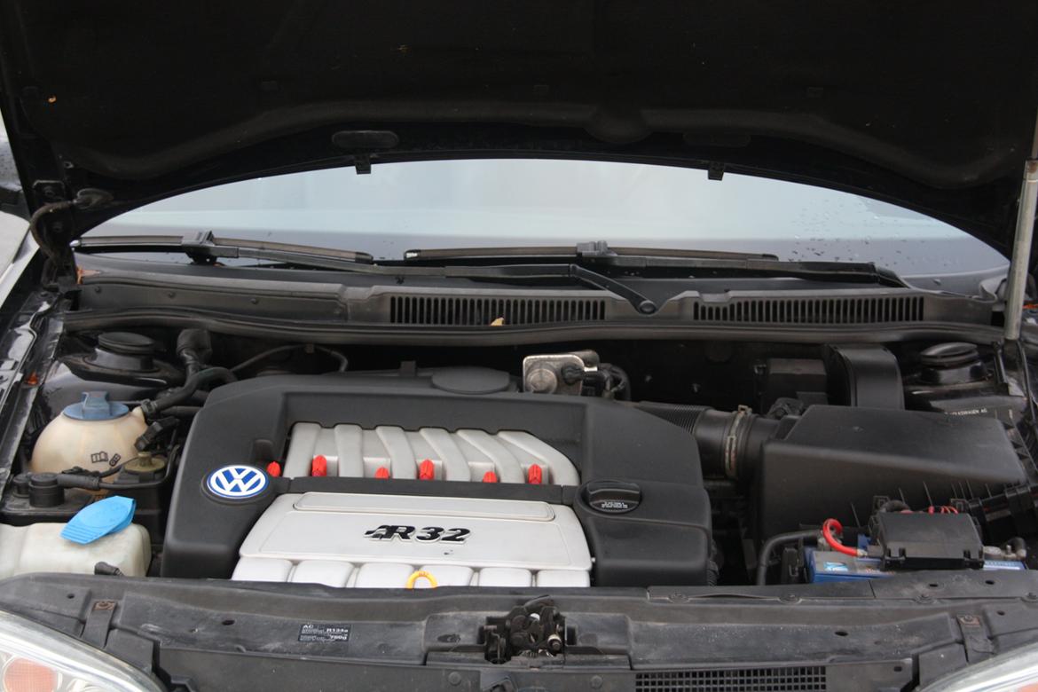 VW Golf 4 R32 (Tilsalg) billede 17