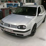 VW Golf 4