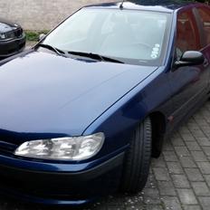 Peugeot 406 1,8 SL Vintervognen