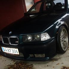 BMW e36 320