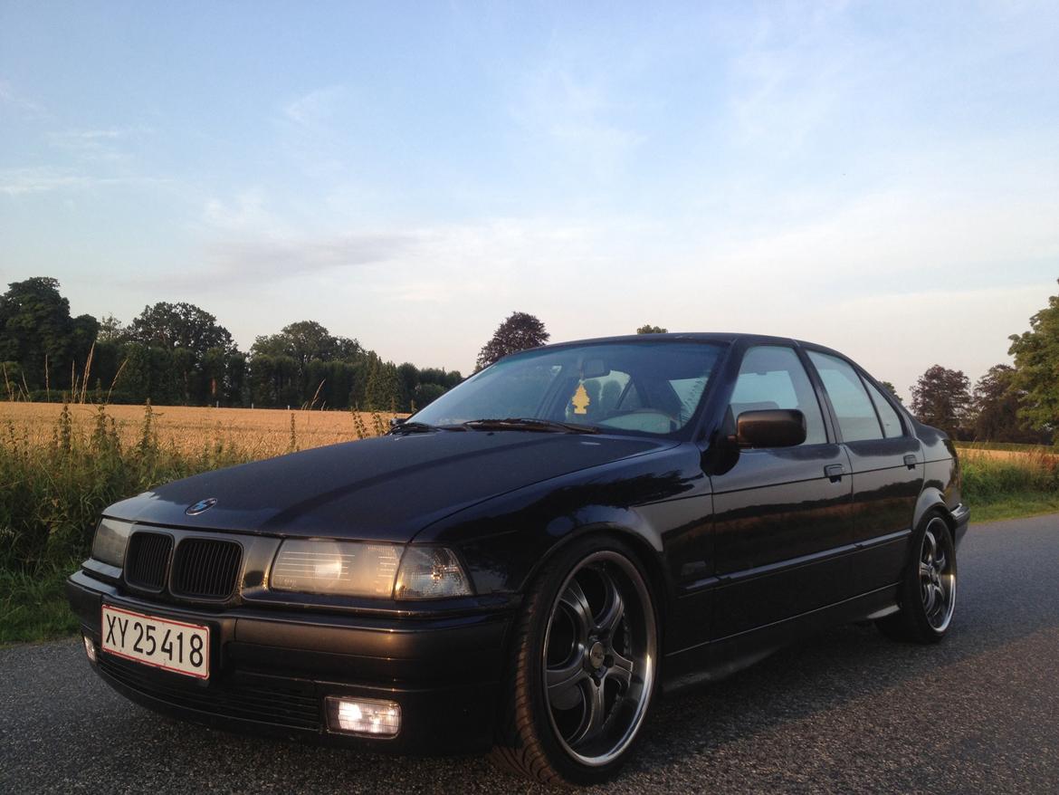 BMW E36 320i billede 8