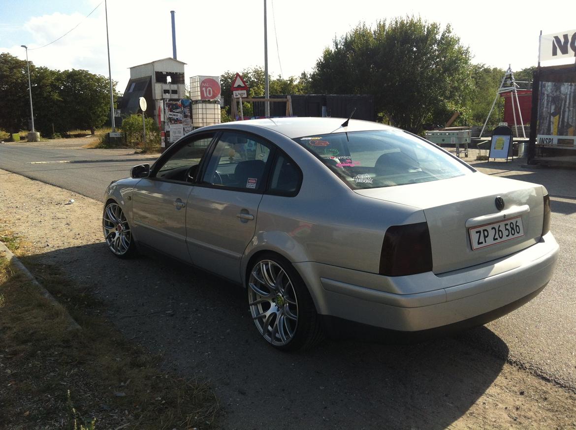 VW Passat 1.8 Turbo *STANCE billede 32