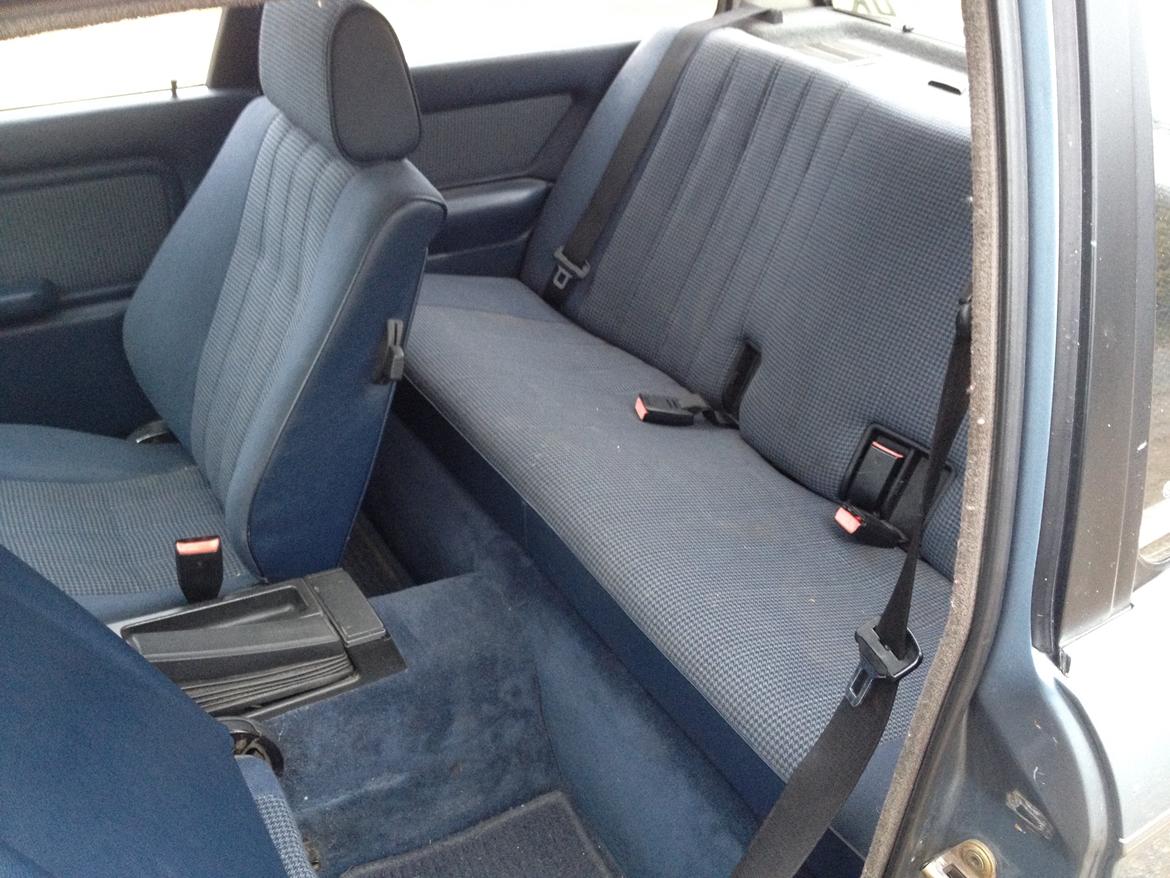 BMW E30 320i billede 7