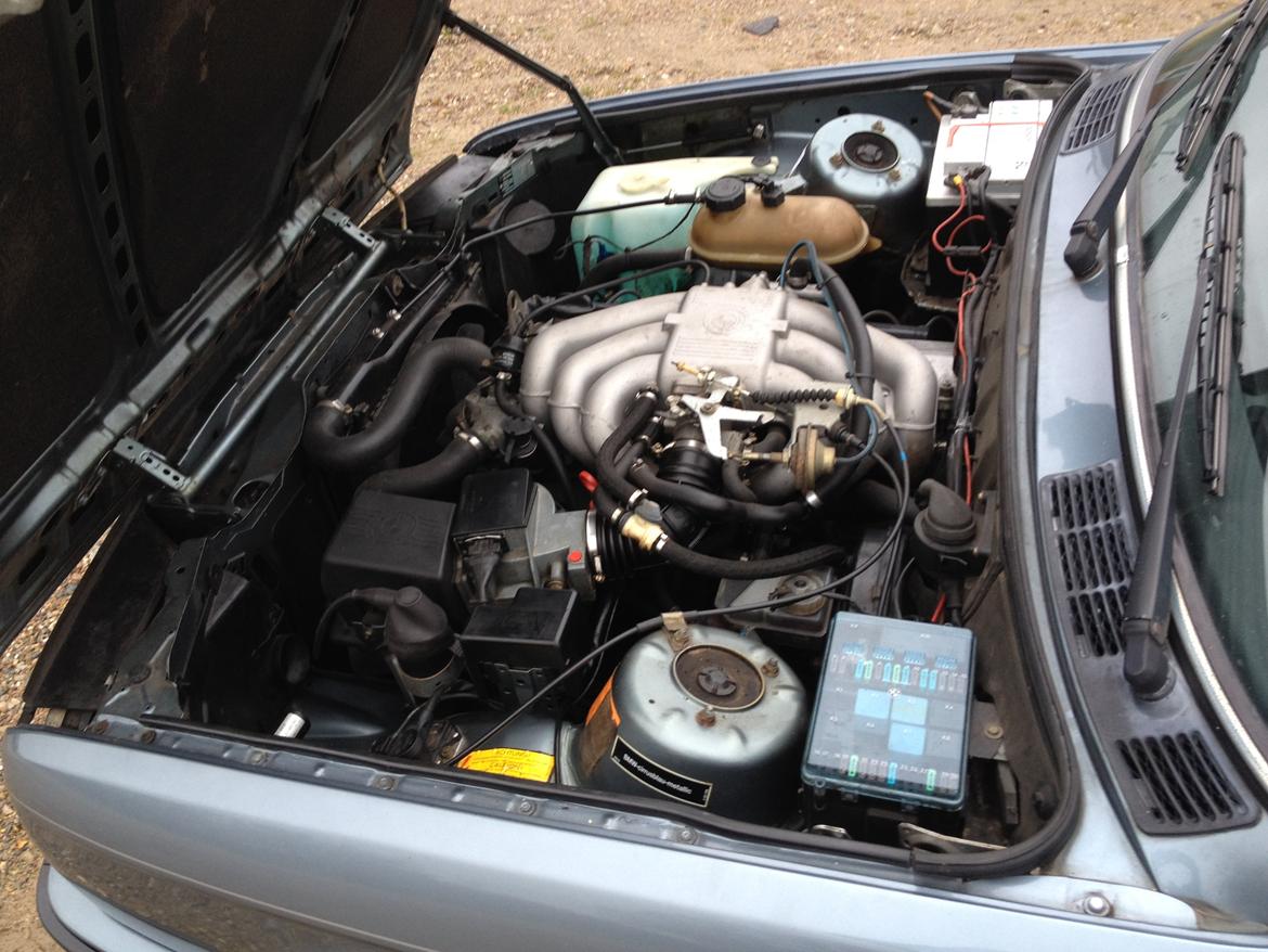 BMW E30 320i billede 8