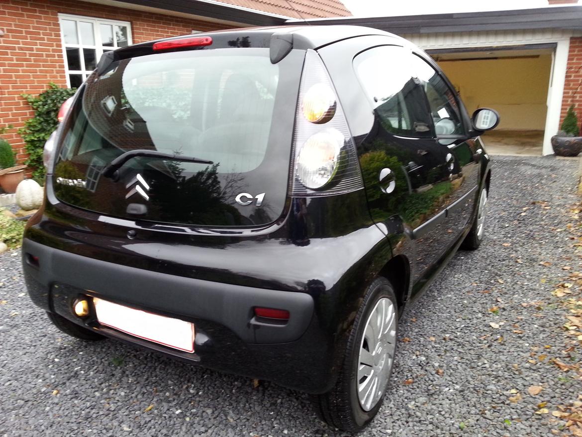 Citroën C1 1,0i Prestige 5d Sort **SOLGT** billede 5
