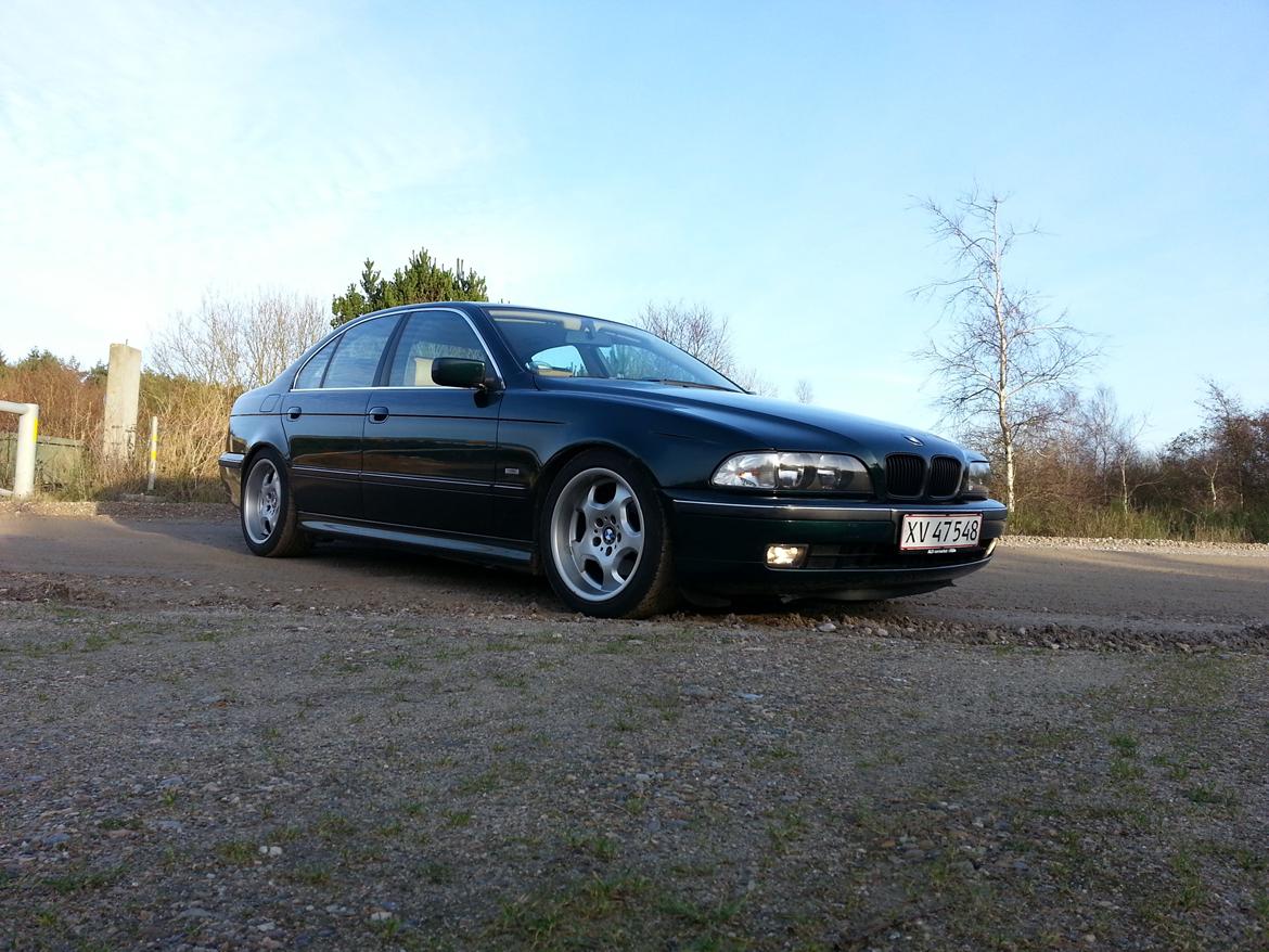 BMW E39 528i aut billede 1
