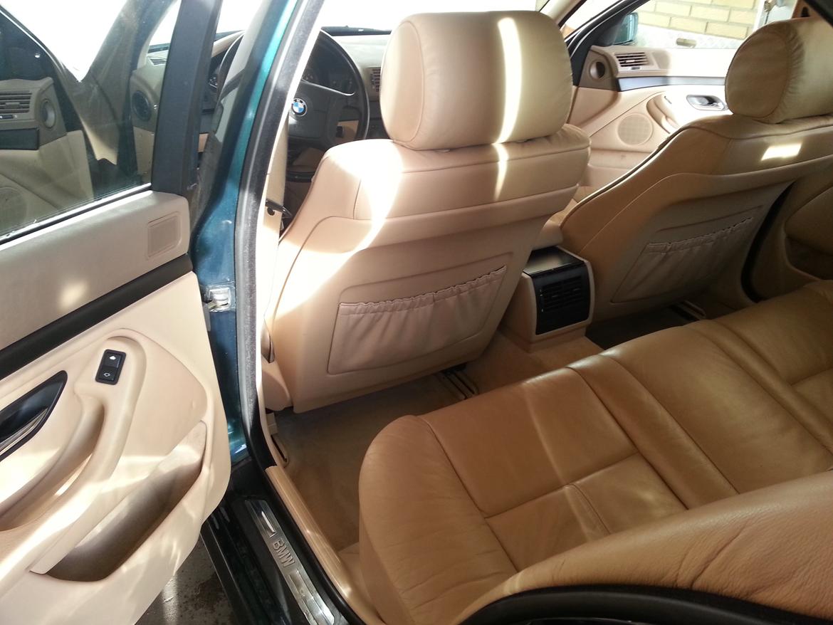 BMW E39 528i aut billede 3