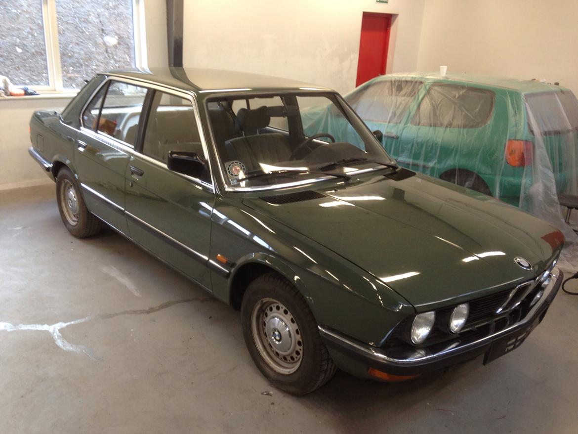 BMW E28 520i billede 1